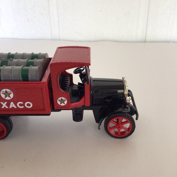 VINTAGE ERTL TEXACO FUEL TRUCK COIN BANK NWT - Picture 9 of 16
